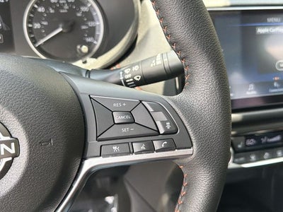 2025 Nissan Versa 1.6 SR