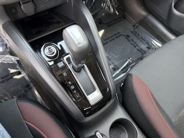 2025 Nissan Versa 1.6 SR