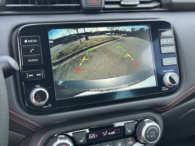 2025 Nissan Versa 1.6 SR