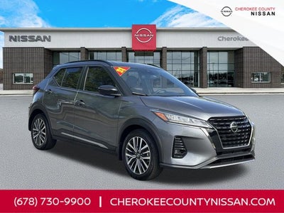 2021 Nissan Kicks SR
