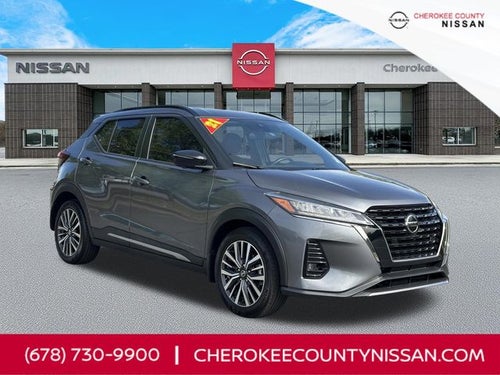 2021 Nissan Kicks SR