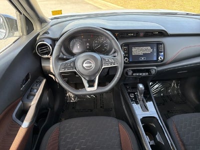 2024 Nissan Kicks SR