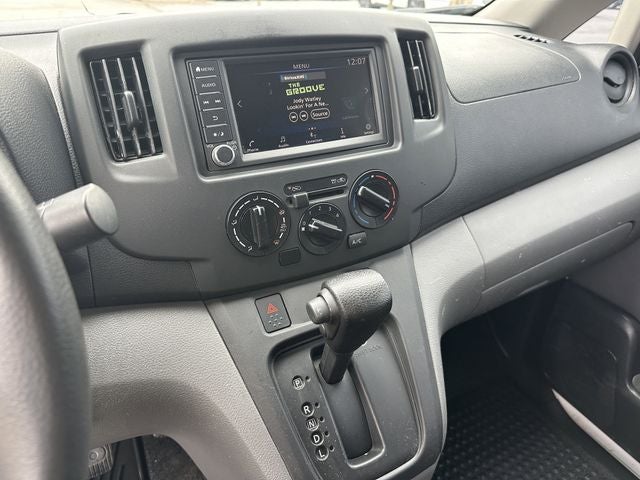 2021 Nissan NV200 S