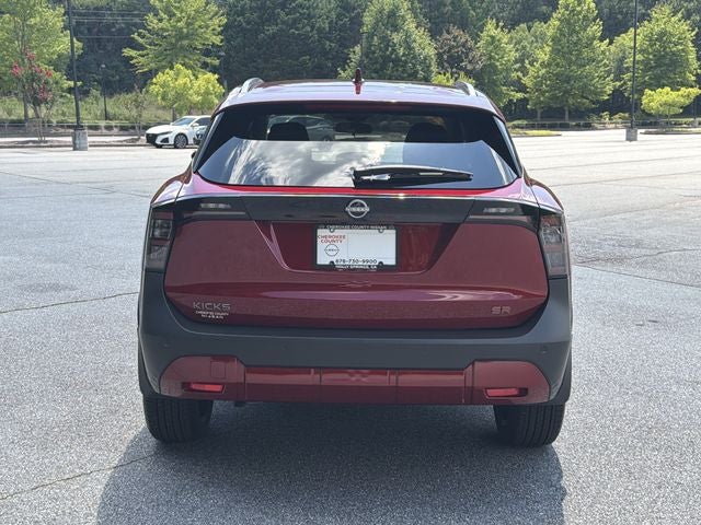 2025 Nissan Kicks SR