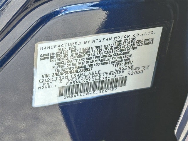 2025 Nissan Kicks SR