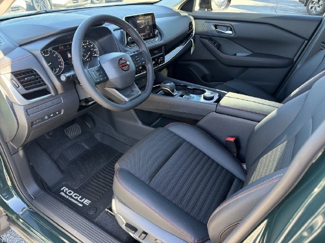 2027 Nissan Rogue SV
