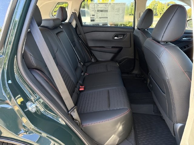 2027 Nissan Rogue SV