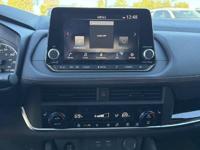 2027 Nissan Rogue SV