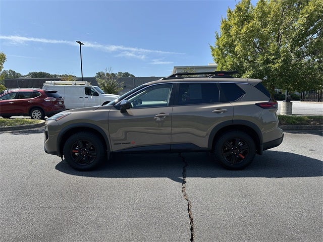 2025 Nissan Rogue Rock Creek