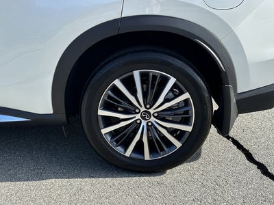 2023 INFINITI QX60 Sensory