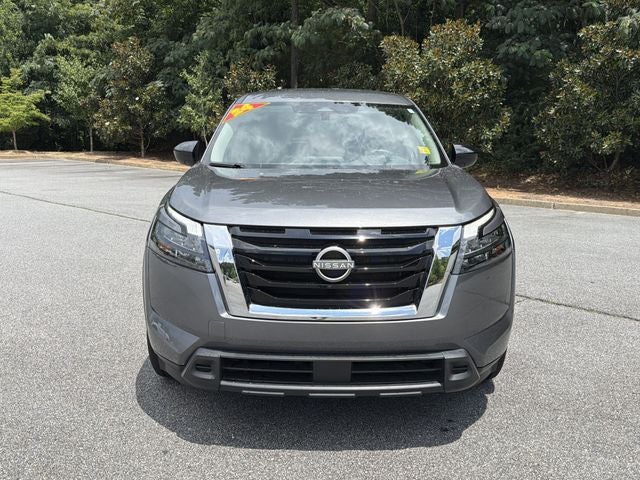 2024 Nissan Pathfinder S