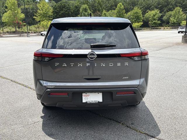 2024 Nissan Pathfinder S