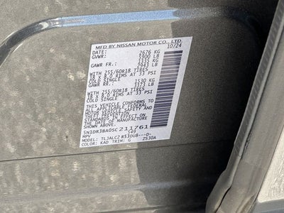 2025 Nissan Pathfinder SV