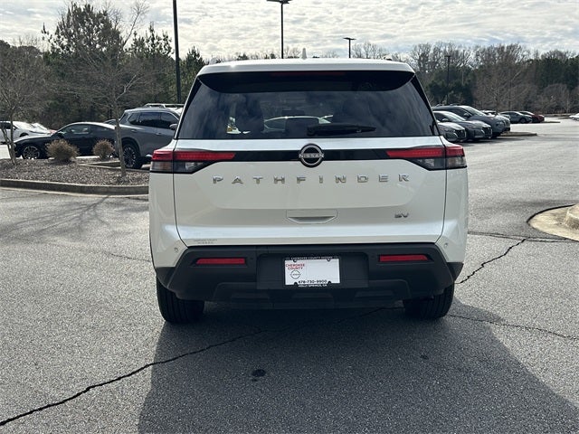 2024 Nissan Pathfinder SV