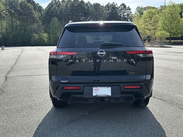 2026 Nissan Pathfinder SV