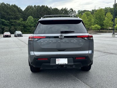 2026 Nissan Pathfinder SV