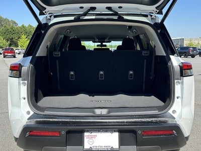 2026 Nissan Pathfinder SV