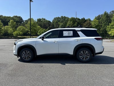 2026 Nissan Pathfinder SV