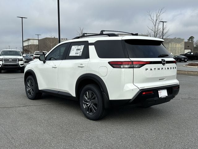 2026 Nissan Pathfinder SV