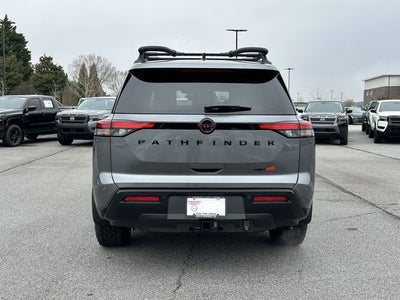 2026 Nissan Pathfinder SV