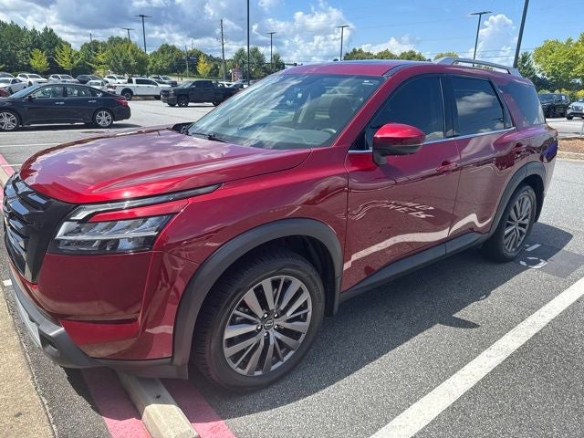 2023 Nissan Pathfinder SL