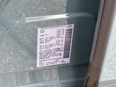 2026 Nissan Pathfinder SL