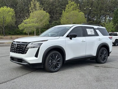 2026 Nissan Pathfinder SL