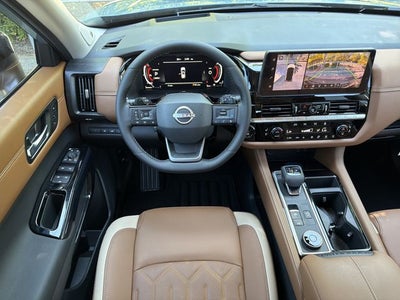 2026 Nissan Pathfinder Platinum