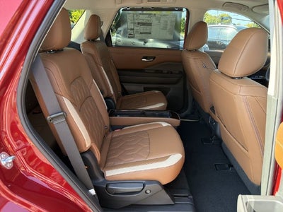 2026 Nissan Pathfinder Platinum