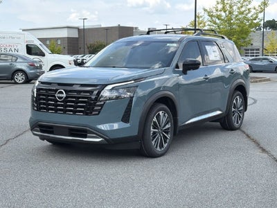 2026 Nissan Pathfinder Platinum