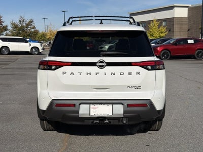 2026 Nissan Pathfinder Platinum