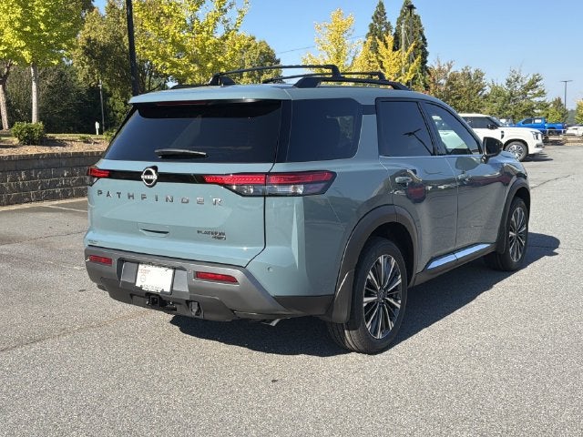 2026 Nissan Pathfinder Platinum
