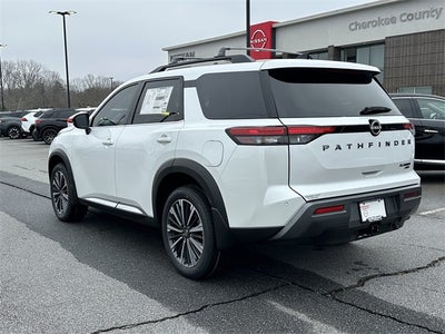 2026 Nissan Pathfinder Platinum