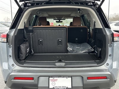 2026 Nissan Pathfinder Platinum