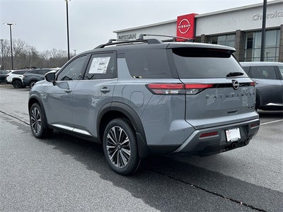2026 Nissan Pathfinder Platinum