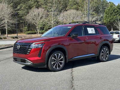 2026 Nissan Pathfinder Platinum