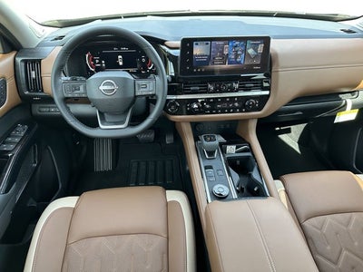 2026 Nissan Pathfinder Platinum