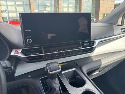 2025 Toyota Sienna XLE 7 Passenger