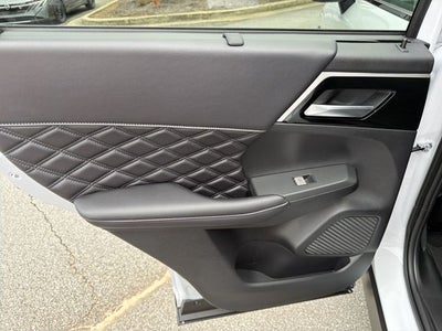 2026 Nissan Rogue Plug-In Hybrid Platinum