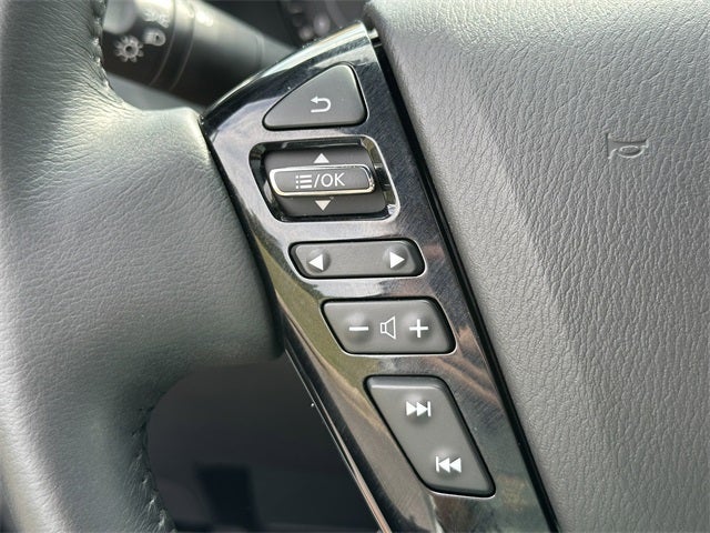 2024 Nissan Armada SL MIdnight Edition