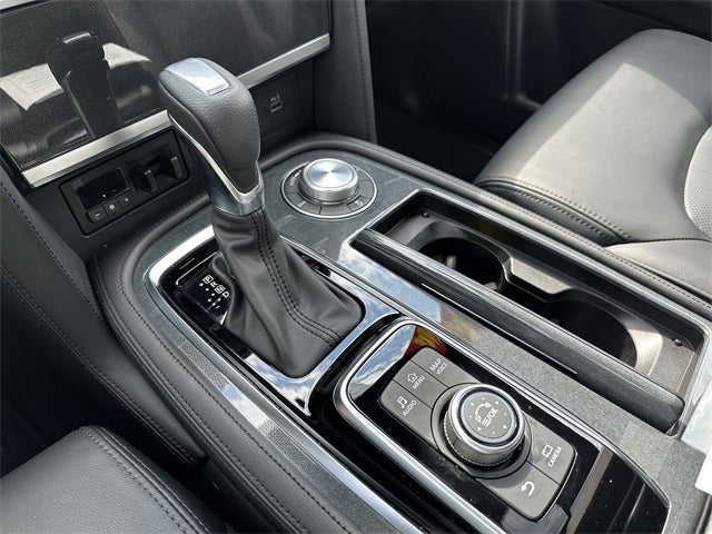 2024 Nissan Armada SL MIdnight Edition