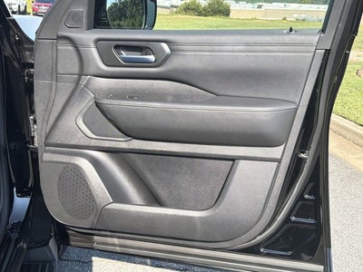 2025 Nissan Armada SV