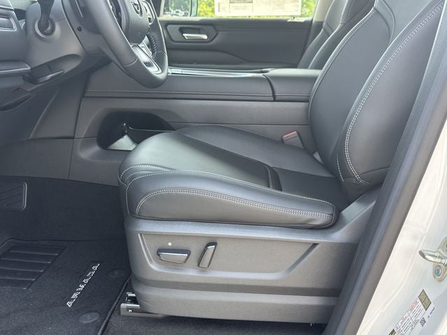 2025 Nissan Armada SV