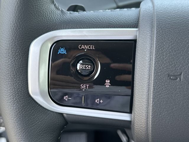 2025 Nissan Armada SV