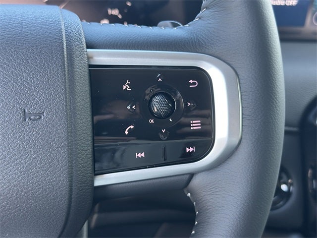 2025 Nissan Armada SV