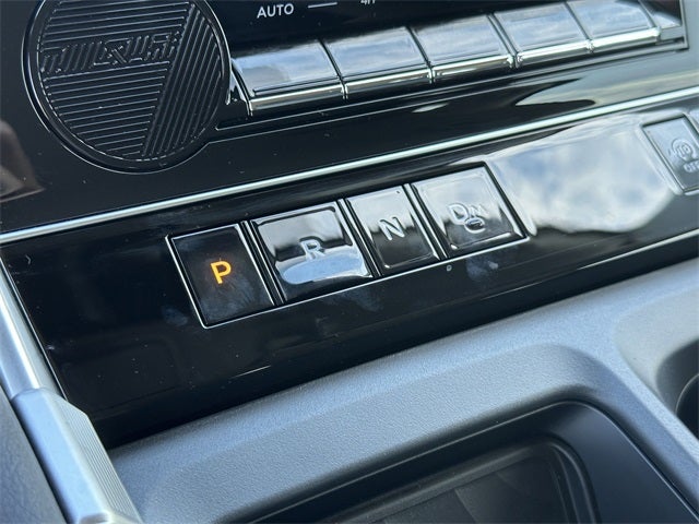 2025 Nissan Armada SV