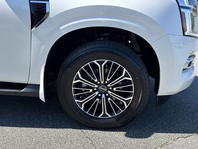 2025 Nissan Armada Platinum