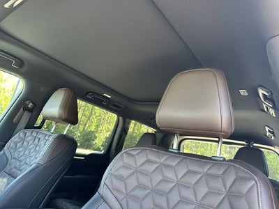 2025 Nissan Armada Platinum