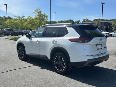 2025 Nissan Rogue SL