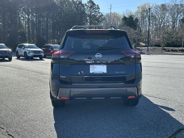 2025 Nissan Rogue SL